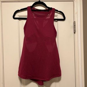 Size 2 lululemon tank top